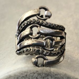 Silver statement ring w/ black rhinestones